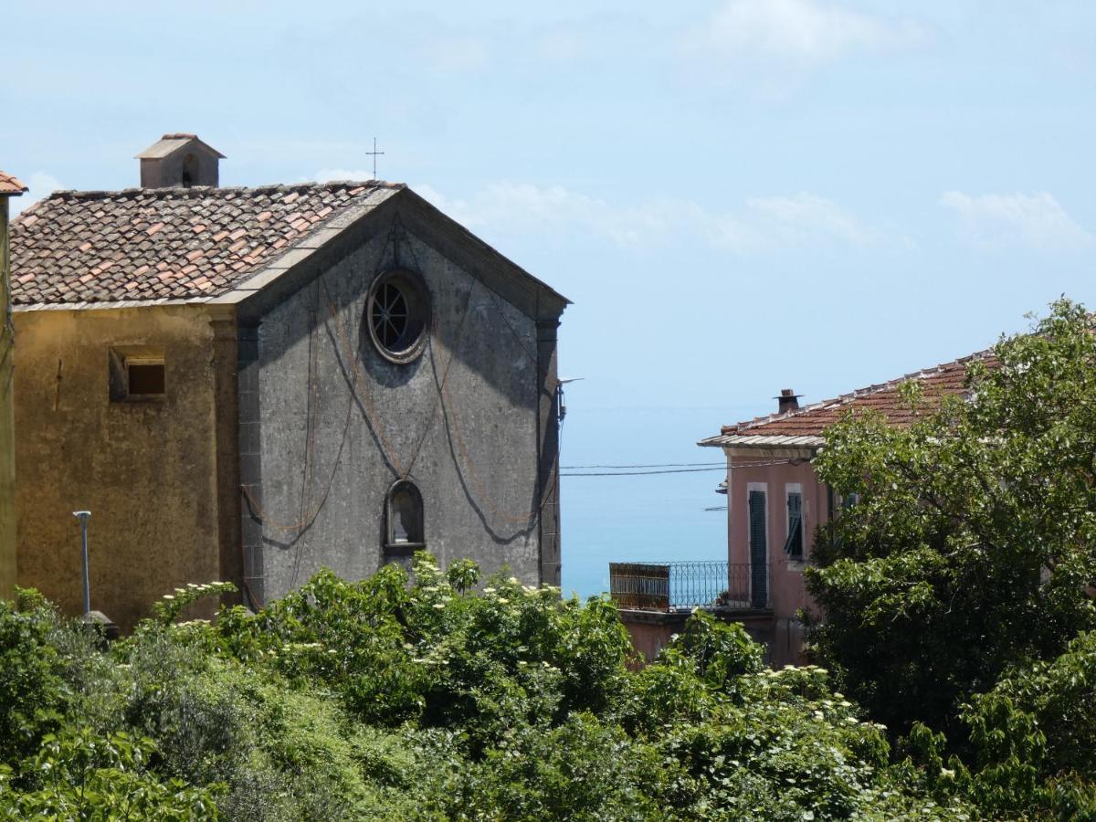 Sant'Anna Hostel La Spezia Eksteriør billede