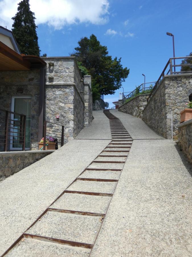 Sant'Anna Hostel La Spezia Eksteriør billede